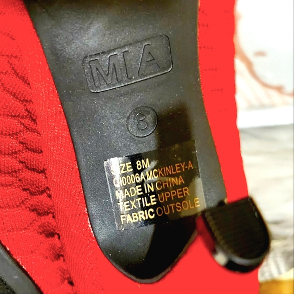 MIA McKinley-A Red Stretch Stilettos NWB sz. 8 - Picture 4 of 7